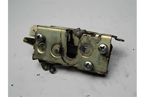 Recambio de cerradura puerta delantero izquierda para mercedes-benz vito furgón (638) 2.3 110 d  (638.074) referencia OEM IAM A9