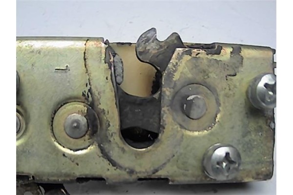 Recambio de cerradura puerta delantero izquierda para mercedes-benz vito furgón (638) 2.3 110 d  (638.074) referencia OEM IAM A9