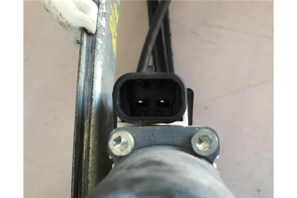 Recambio de mecanismo elevalunas delantero derecho para mitsubishi colt cz3 berl. 5 (z30a) 1.3 (z35a, z33a, z34a) referencia OEM