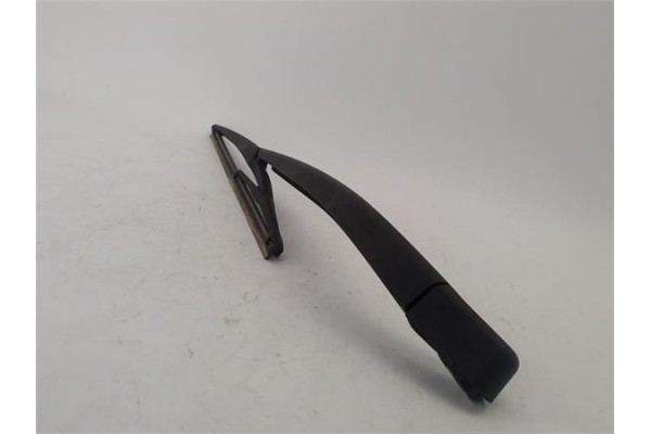 Recambio de brazo limpiaparabrisas delantero para mitsubishi colt cz3 berl. 5 (z30a) 1.1 inform (d) referencia OEM IAM MN145992 