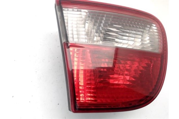 Recambio de piloto porton trasero izquierdo para seat leon (1m1) 1.9 tdi referencia OEM IAM 1M5945111  