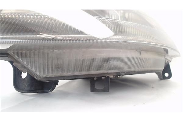 Recambio de faro delantero izquierdo para citroen c3 1.1 i referencia OEM IAM 9880157580  