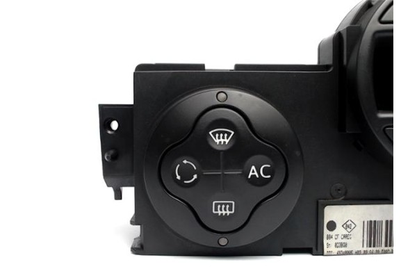 Recambio de mandos climatizador para renault megane ii (bm0/1_, cm0/1_) 1.9 dci (bm0g, cm0g) referencia OEM IAM 8200070752  