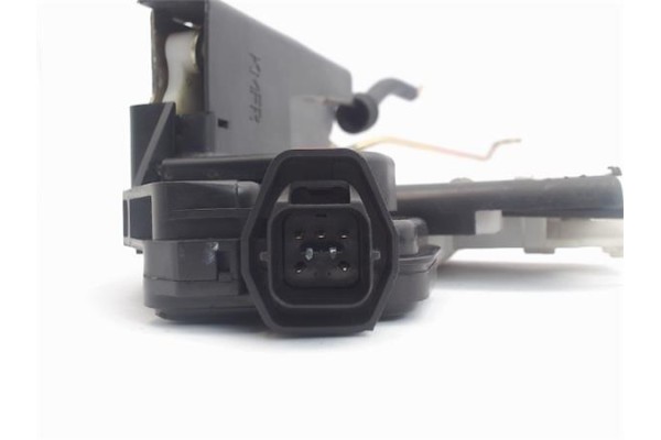 Recambio de cierre electromagnetico delantero derecho para kia sportage (km) 2.0 crdi referencia OEM IAM 813201  