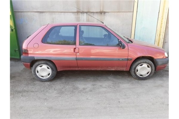 citroen saxo (1996) del año 