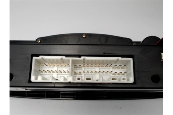 Recambio de mandos climatizador para hyundai trajet (fo) 2.0 crdi gls referencia OEM IAM 972503A  