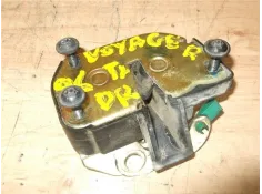Recambio de cierre electromagnetico trasero derecho para chrysler voyager gs 2.0 i referencia OEM IAM 4717500AA  
