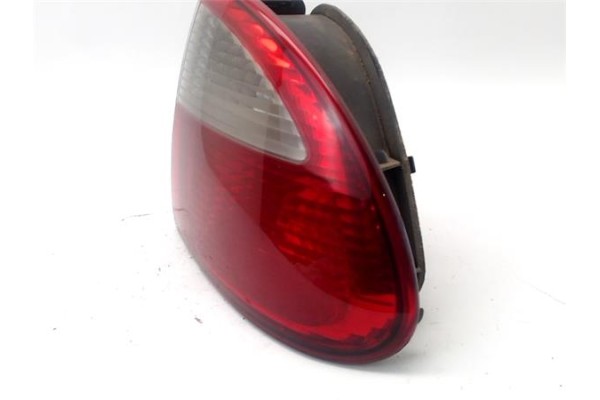 Recambio de piloto trasero derecho para seat leon (1m1) 1.9 tdi referencia OEM IAM 1M5945107B  