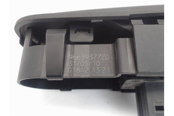 Recambio de mando elevalunas delantero derecho para citroen c4 grand picasso referencia OEM IAM 96639377ZD  