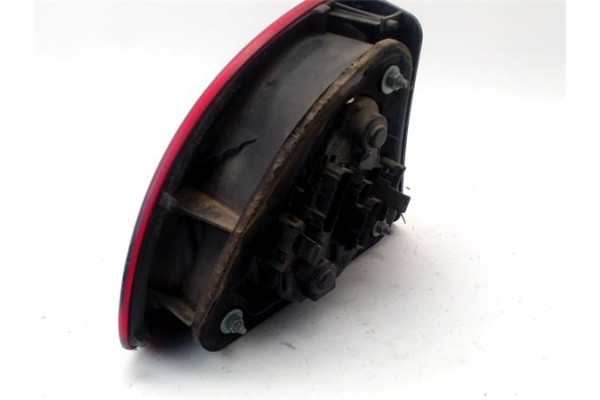 Recambio de piloto trasero derecho para seat leon (1m1) 1.9 tdi referencia OEM IAM 1M5945107B  