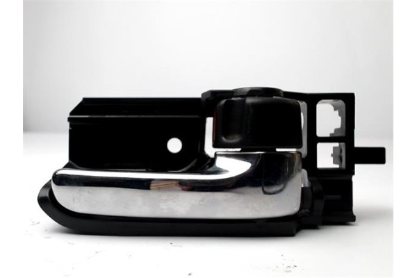 Recambio de manilla int. puerta trasero derecha para toyota corolla (e12) 2.0 d-4d referencia OEM IAM 6920513020B0  