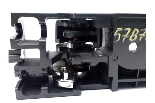 Recambio de manilla int. puerta trasero derecha para toyota corolla (e12) 2.0 d-4d referencia OEM IAM 6920513020B0  