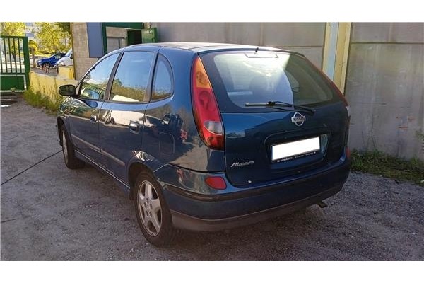 nissan almera tino (v10m) del año 2002