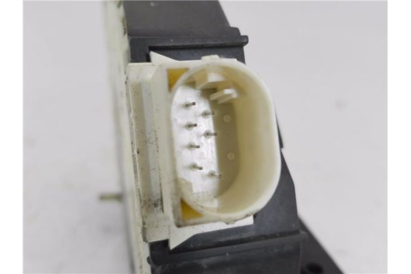 Recambio de cierre electromagnetico trasero izquierdo para land rover freelander (ln) 2.0 di referencia OEM IAM ALR9787A  