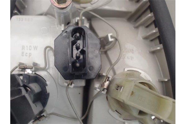 Recambio de piloto trasero izquierdo para bmw serie 5 berlina (e34) referencia OEM IAM 1384009L 133689 