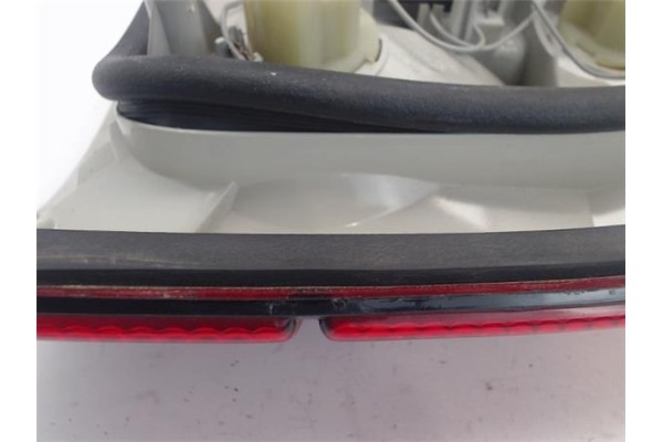 Recambio de piloto trasero izquierdo para bmw serie 5 berlina (e34) referencia OEM IAM 63218351647 133689 