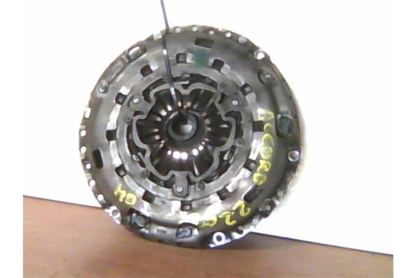 Recambio de disco embrague para honda accord viii (cl_, cm_) 2.2 i-ctdi referencia OEM IAM   