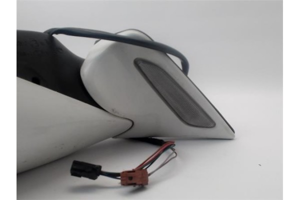 Recambio de retrovisor electrico izquierdo para citroen c8 2.2 hdi referencia OEM IAM 011011  