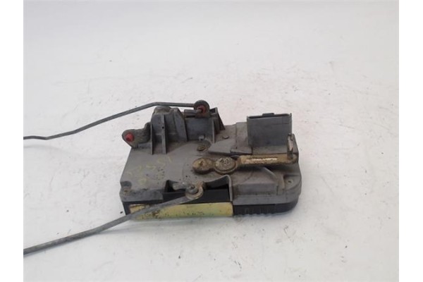 Recambio de cerradura puerta delantero izquierda para fiat scudo furgón (220l) 2.0 jtd referencia OEM IAM 9639373580  
