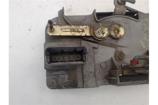 Recambio de cerradura puerta delantero izquierda para fiat scudo furgón (220l) 2.0 jtd referencia OEM IAM 9639373580  