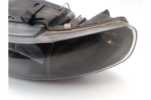 Recambio de faro delantero izquierdo para seat toledo (1m2) 1.9 tdi referencia OEM IAM 1M1941015  