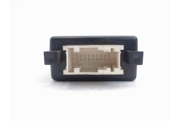Recambio de centralita para peugeot 207 referencia OEM IAM S122288001  