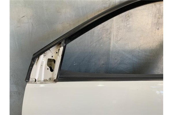 Recambio de puerta delantero izquierda para volkswagen polo iv (9n1) 1.4 tdi referencia OEM IAM 6Q4831055P  