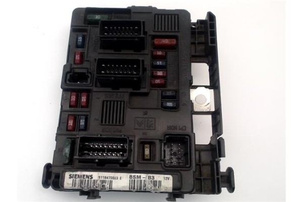 Recambio de caja fusibles/rele para citroen c3 1.4 hdi referencia OEM IAM 6500Y3 9650618580 