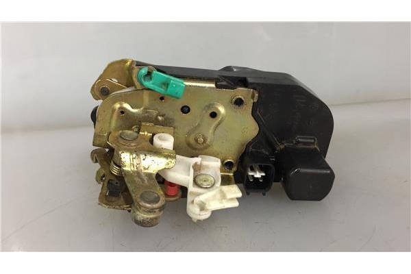 Recambio de cierre electromagnetico trasero derecho para jeep grand cherokee (wh) 3.0 crd overland referencia OEM IAM 55394234AE