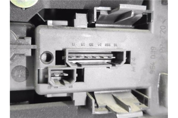 Recambio de piloto trasero izquierdo para seat ibiza (6k1) 1.4 referencia OEM IAM 6K6945095J 6K6945111G 