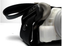 Recambio de cinturon seguridad delantero derecho para toyota yaris (ksp9/scp9/nlp9) 1.4 d-4d referencia OEM IAM 732200D120  