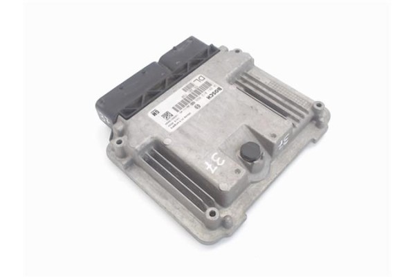 Recambio de centralita para opel vectra c berlina 1.9 elegance referencia OEM IAM 0281012869 55201790 