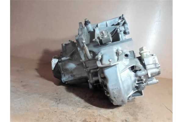 Recambio de caja cambios manual para citroen xsara berlina 1.9 d lx referencia OEM IAM 20TB38  