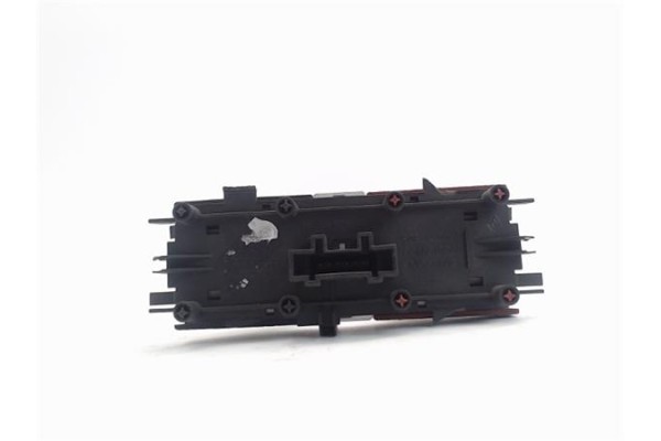 Recambio de interruptor luces emergencia para renault megane ii berlina 3p referencia OEM IAM 8200095493 88040001 