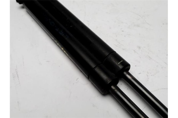 Recambio de amortiguador porton para alfa romeo 145 1.6 t.spark referencia OEM IAM 60567794  