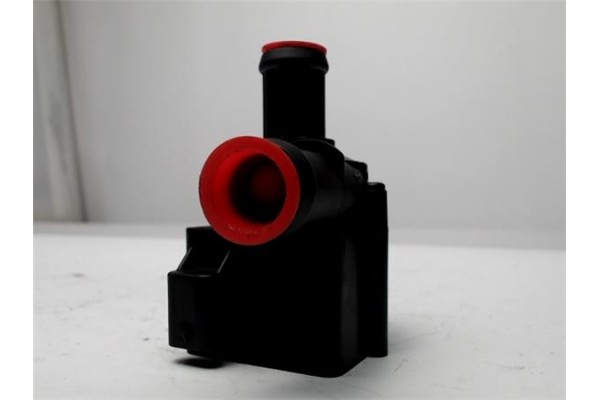 Recambio de bomba de agua adicional para volkswagen golf vi (5k1) 1.6 advance bluemotion referencia OEM IAM 5Q0965561B  5Q096556