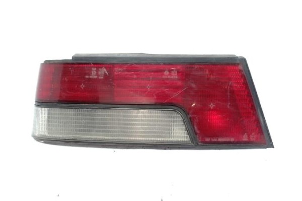 Recambio de piloto trasero izquierdo para peugeot 405 berlina referencia OEM IAM   