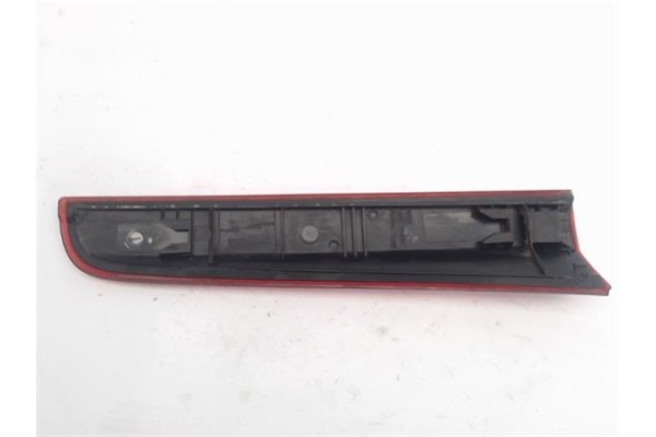 Recambio de reflectante paragolpes trasero para nissan note (e11e) referencia OEM IAM   