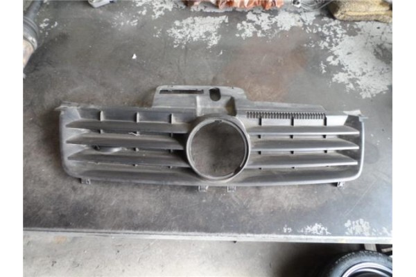 Recambio de rejilla capo para volkswagen polo (9n1)(2001) 1.9 tdi referencia OEM IAM   