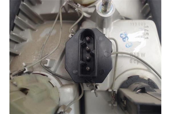 Recambio de piloto trasero derecho para bmw serie 5 berlina (e34) referencia OEM IAM 1384010R 133690 