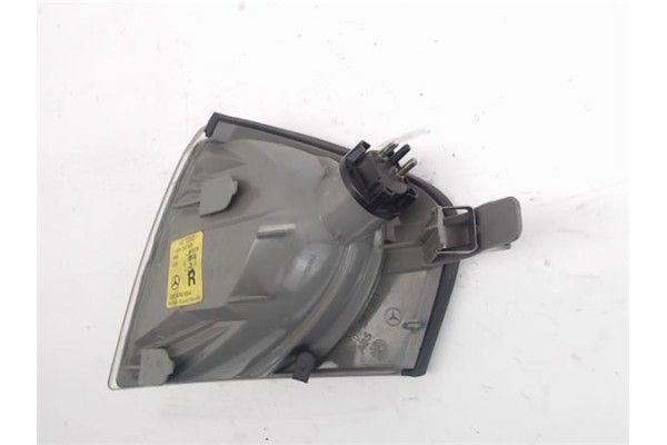 Recambio de intermitente delantero dcho para mercedes-benz clase c (bm 202) berlina referencia OEM IAM 2028260843 1305232924 202