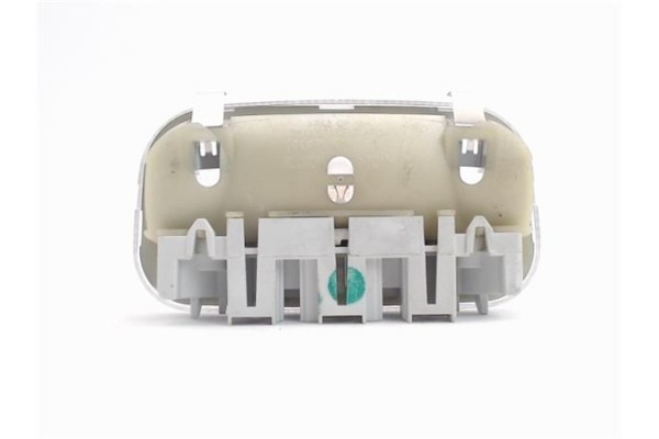 Recambio de luz trasero central techo para peugeot 307 (s1) referencia OEM IAM    Recambio de luz trasero central techo para peugeot 307 (s1) referencia OEM IAM