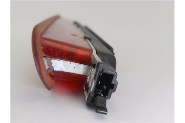 Recambio de luz central de freno para seat arosa (6h1) 1.0 referencia OEM IAM 6H0945159A 6H0945131 