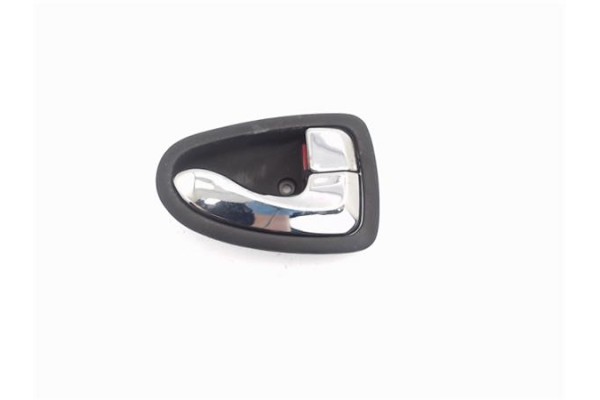 Recambio de manilla int. puerta delantero derecha para hyundai accent (lc) referencia OEM IAM 526202500  