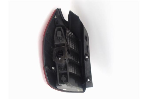 Recambio de piloto trasero derecho para renault scenic ii (jm) 1.5 dci (jm1f) referencia OEM IAM 8200493375H  