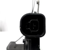 Recambio de cerradura puerta delantero derecha para toyota corolla (e12) 2.0 d-4d referencia OEM IAM 6903012460  