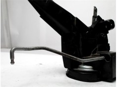 Recambio de cerradura puerta delantero derecha para toyota corolla (e12) 2.0 d-4d referencia OEM IAM 6903012460  