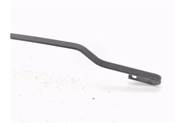 Recambio de brazo limpiaparabrisas delantero derecho para volkswagen golf iv berlina (1j1) 1.9 sdi referencia OEM IAM 1J1955410A