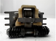 Recambio de bisagra sup. puerta trasero izquierda para renault scenic iii (jz) 1.5 emotion referencia OEM IAM 100051  