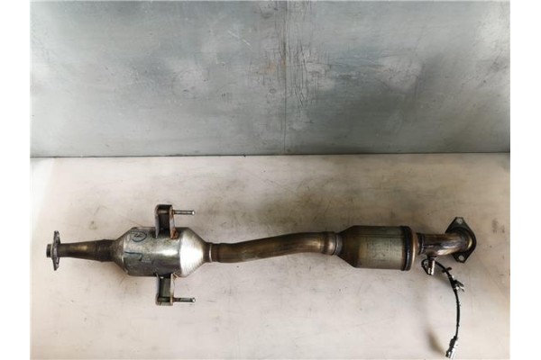 Recambio de catalizador para toyota c-hr 2.0 hibrido referencia OEM IAM   